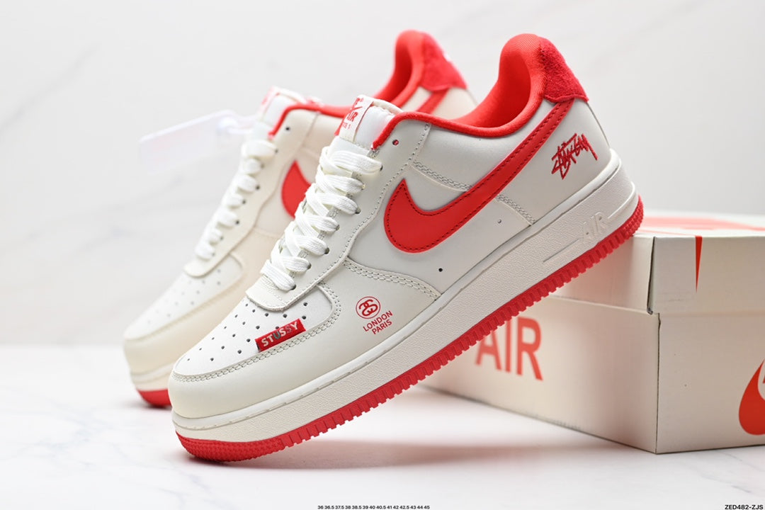 ✅NIKE AIR FORCE 1‘07 LV8